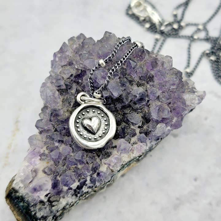 Ciondolo a forma di cuore con sigillo in cera in argento sterling per la vendita all'ingrosso da parte di Verdilune