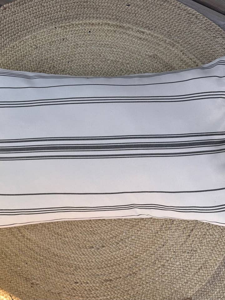 Almofadas às riscas de algodão biológico azul índigo, 65*100 por atacado de la draperie francaise