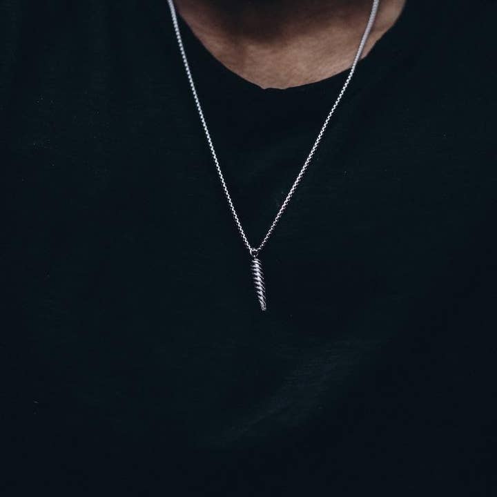 Sterling Silver Twisted Horn halsband för wholesale av Apollis