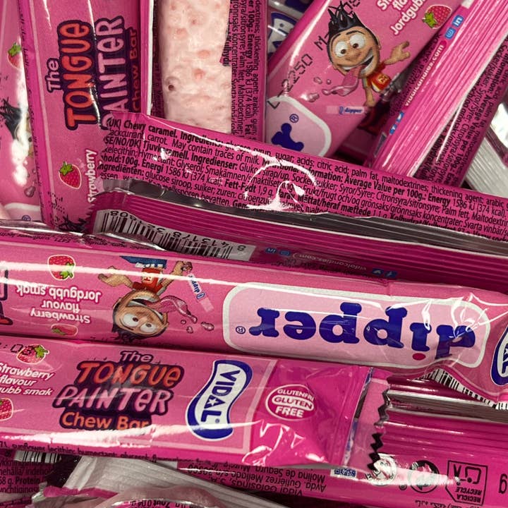 Tongue Painter Chew Bars Sur Jordbær - Frysetørret Swee for engroshandel hos Freeze Dried Sweets