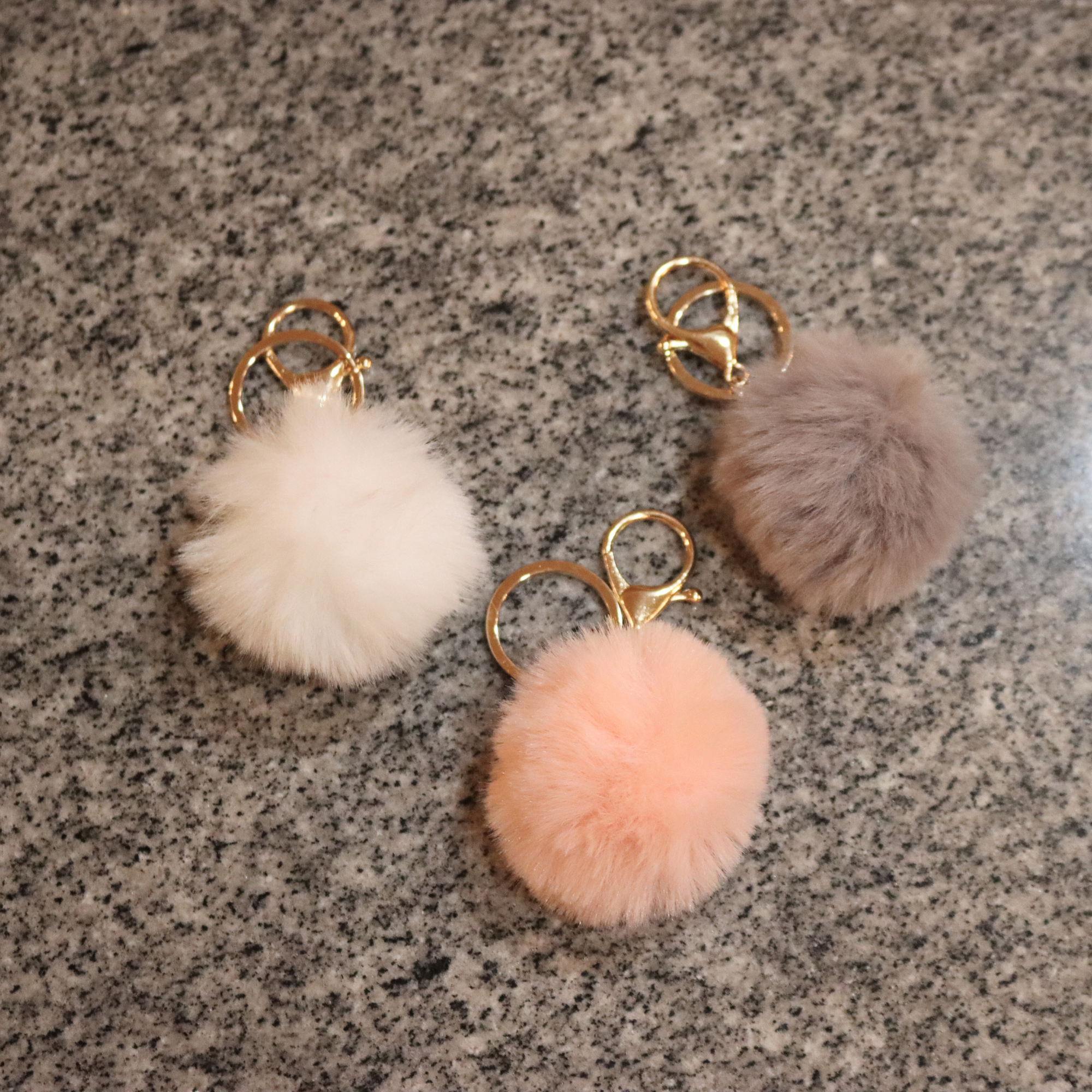 DrifWoo - Wholesale Keychain - Women's - Fluffy Faux Fur Pom-Pom Keychain –Soft Puff Bag Charm 4