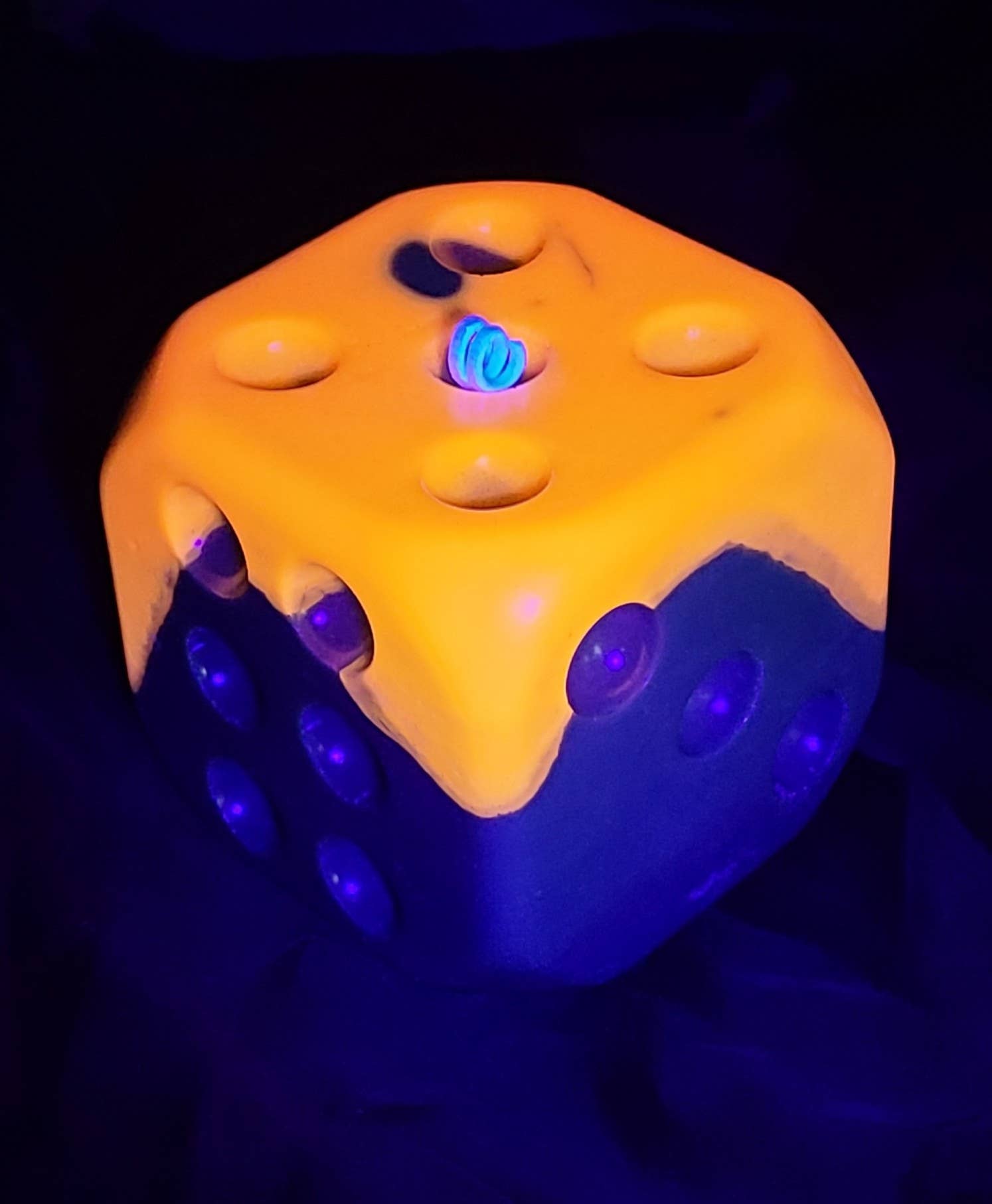 Melmade Scents - Vente Bougies originales - Bougies de dés RPG Black Light7