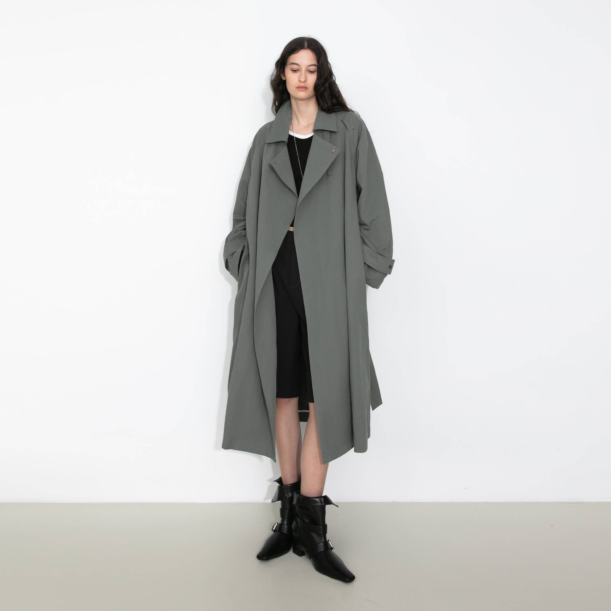 CUBIC - Wholesale Trench Coat - Women's - Oversized Large Lapel Long Trench Coat7