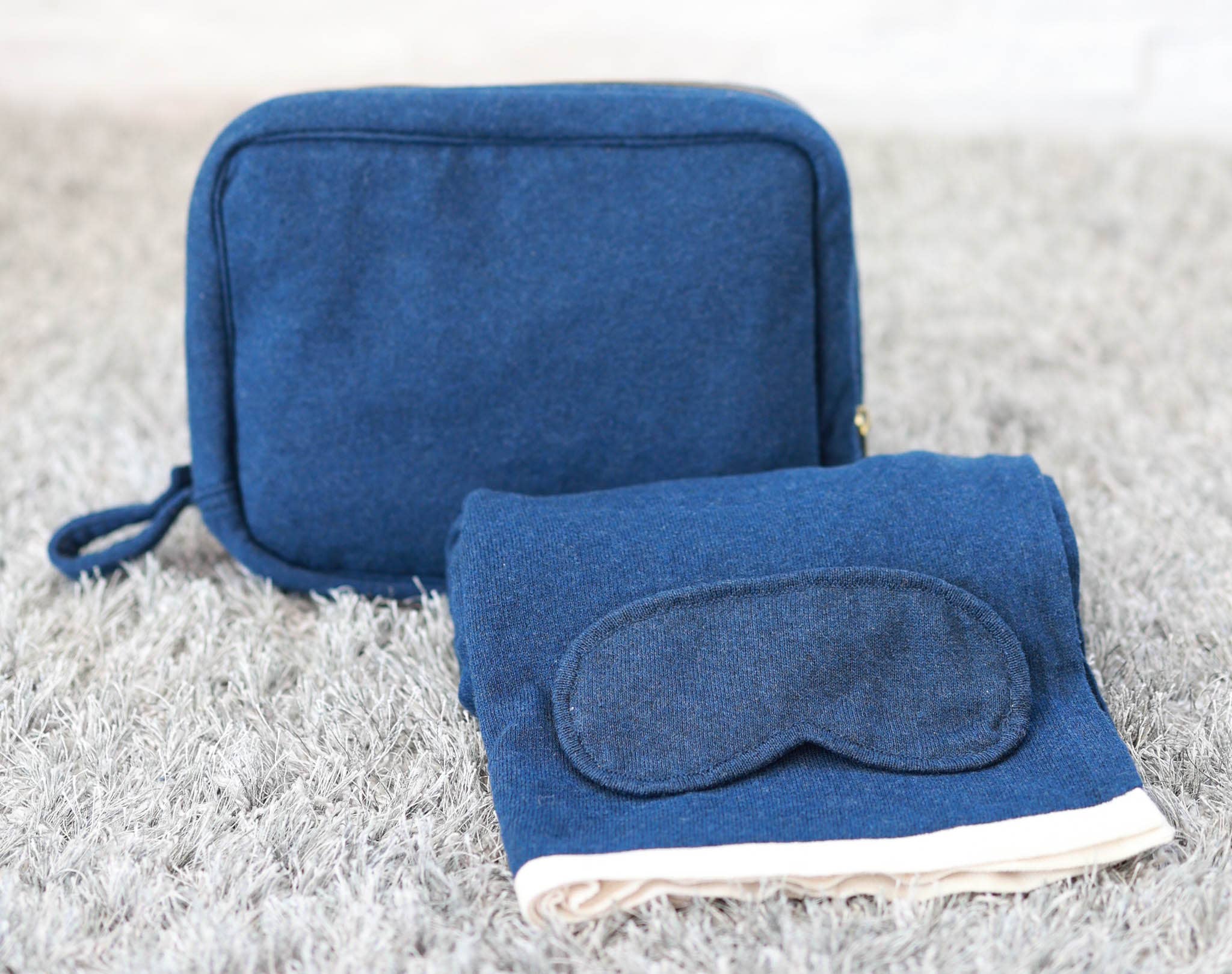 Darzzi - Wholesale Travel Set - Stripe Cotton knit Travel Set1