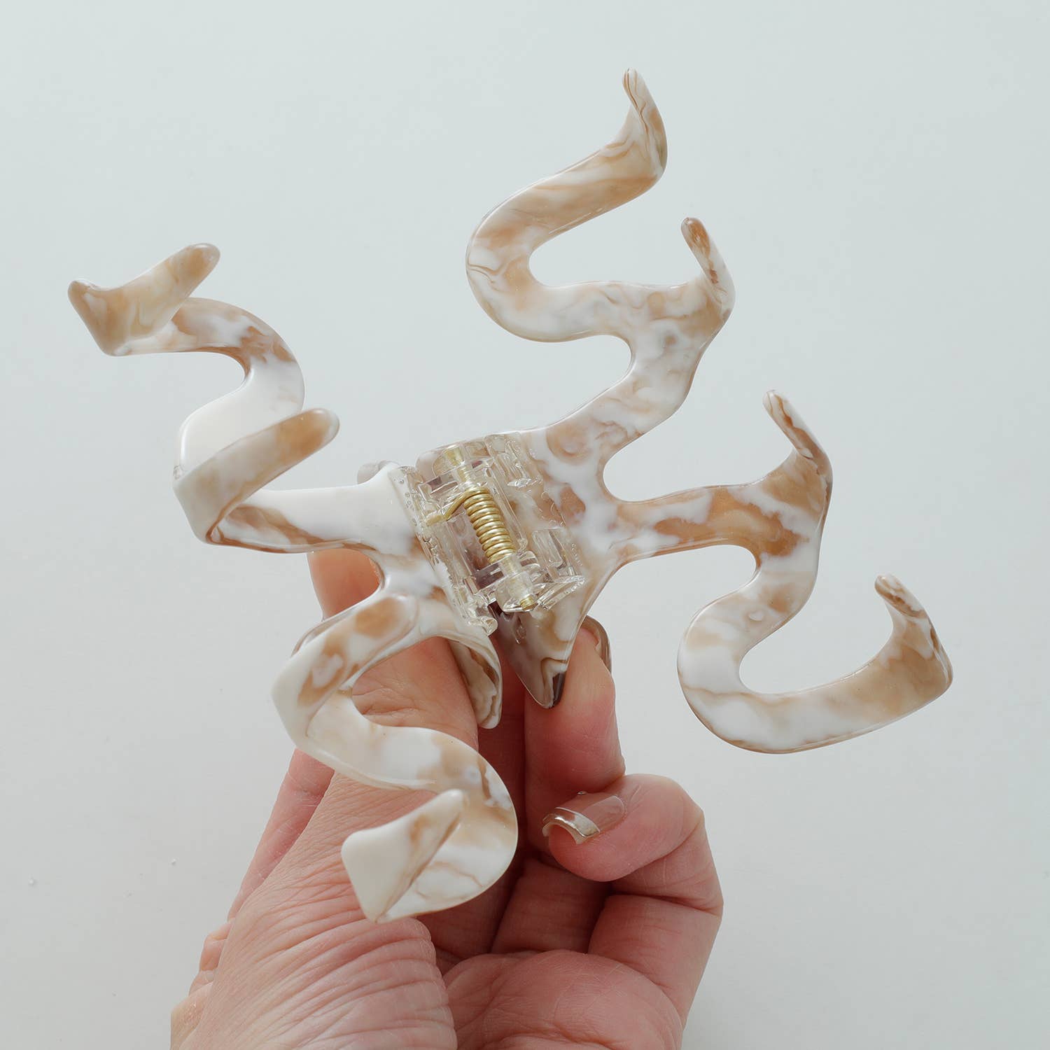 Blandad Calacatta Gold Large | Blandade stora klämspännen för wholesale på Faire3