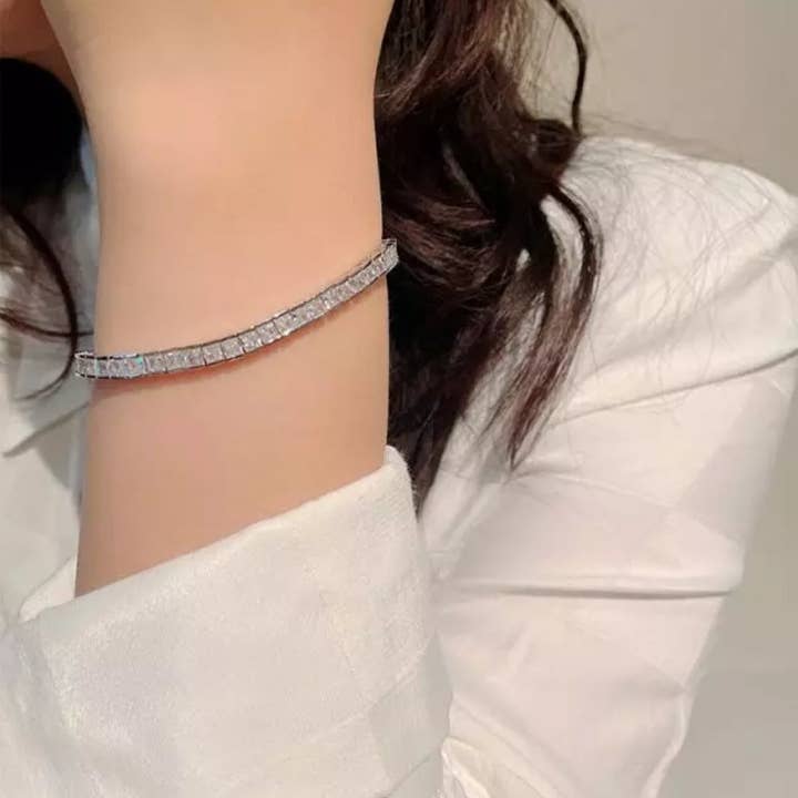 Princess Cut quadratische Zirkonit-Tennisstütze mit kubischem Zirkonia CZ für den Großhandel von Diamond Veneer Travel Jewelry