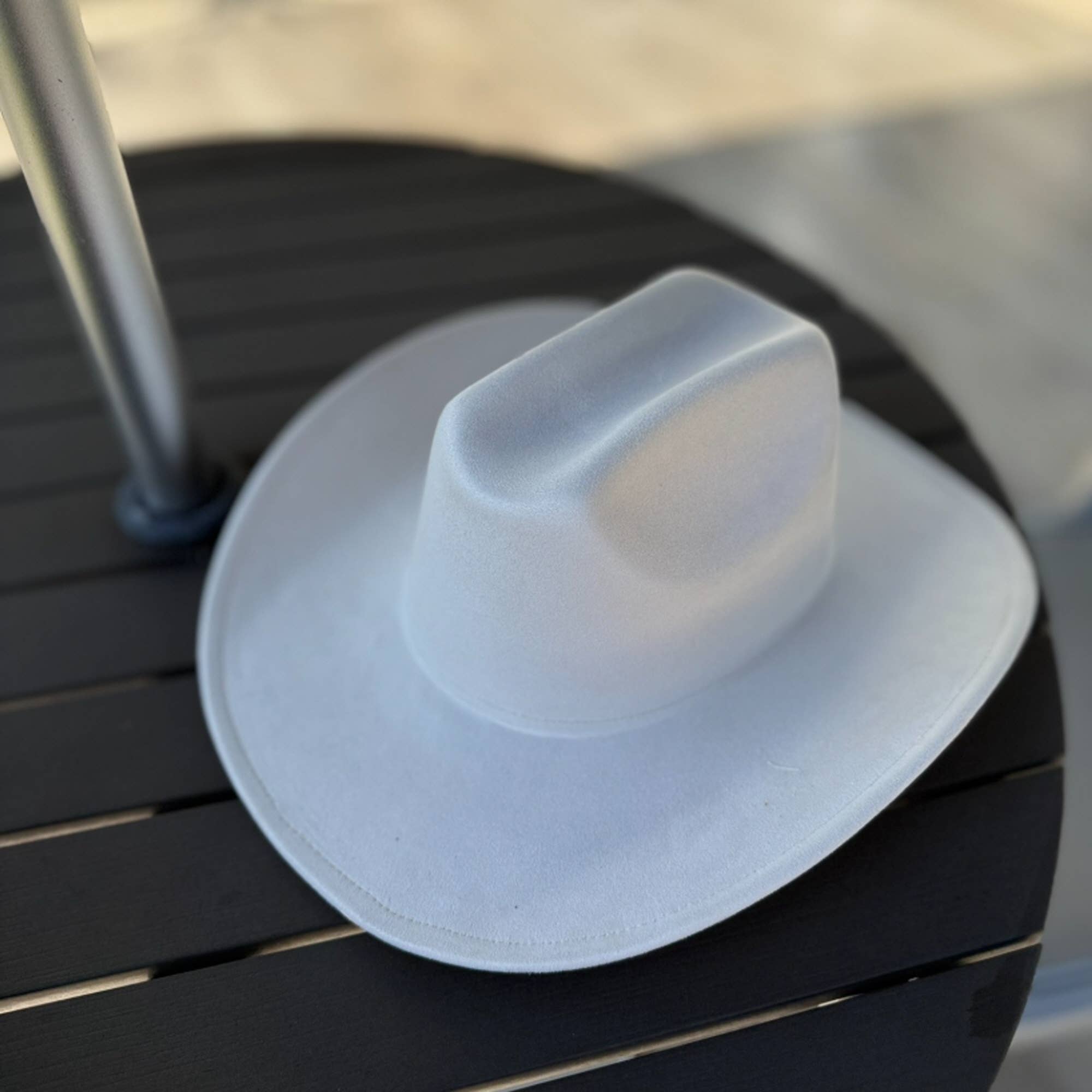 Queens INC - Wholesale Cowboy Hat - Women's - 🤠 Vegan Suede Cattleman Cowboy Hat8