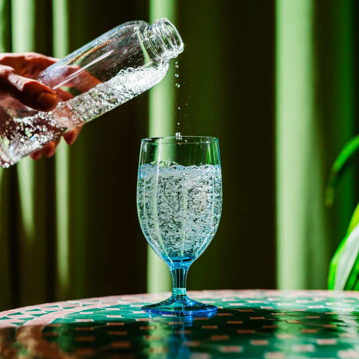 Hospitality Glass - Wholesale Water Bottle - Atlantic .5 L. Lidded Water Bottle3