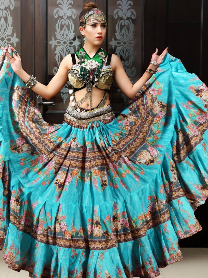 Jupe imprimé numérique Turqouise/Pink Flowers pour la vente par Senoritas Tribal Designs