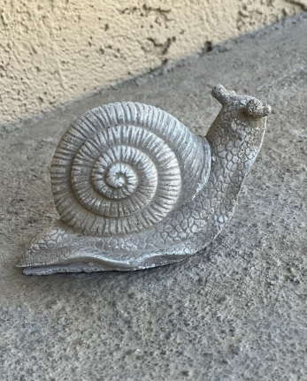 Backyard Stone Art - Vente Bibelots/décorations d'extérieur - Figurine Escargot en Béton, Décoration de Jardin1