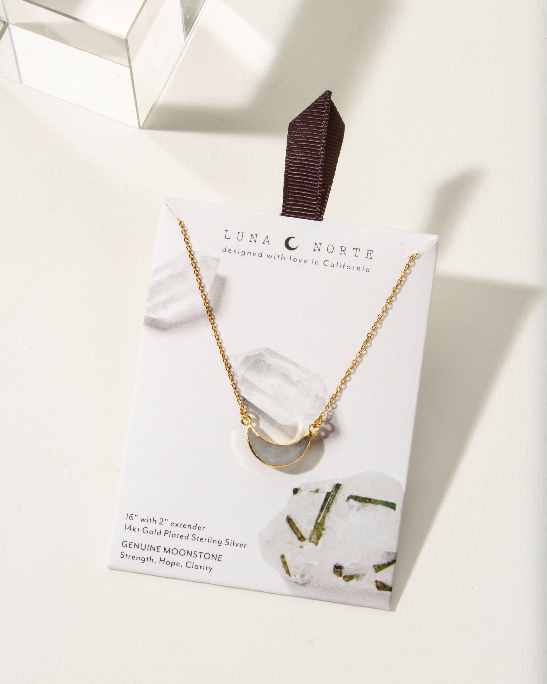 Luna Norte – wholesale Pendant/charm necklace – 14Kt Sterling Silver Eclipse Necklace - Moonstone2