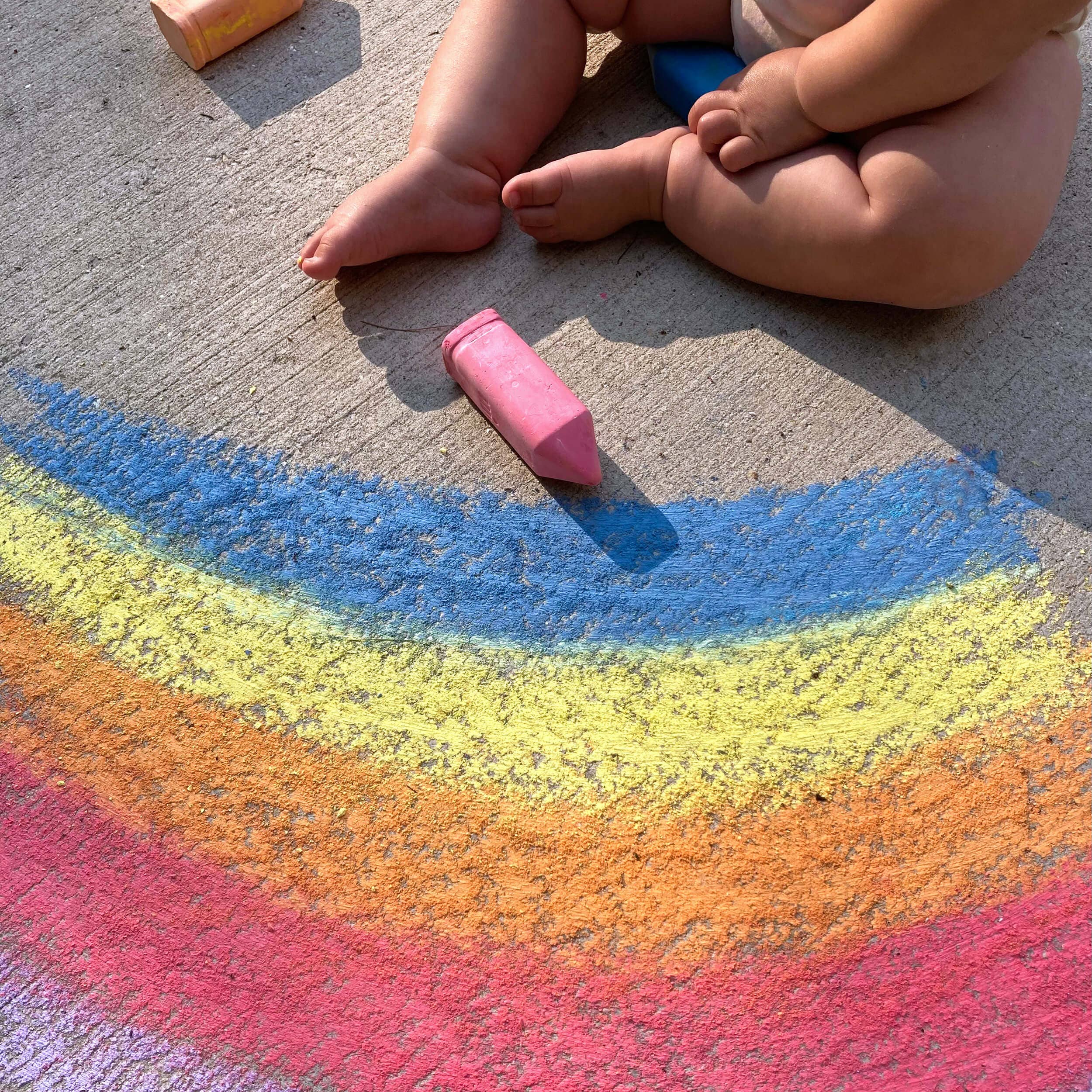 Urban Infant - Wholesale Chalk - Kids Chunky Sidewalk Chalk -  Non-Toxic - Rainbow2