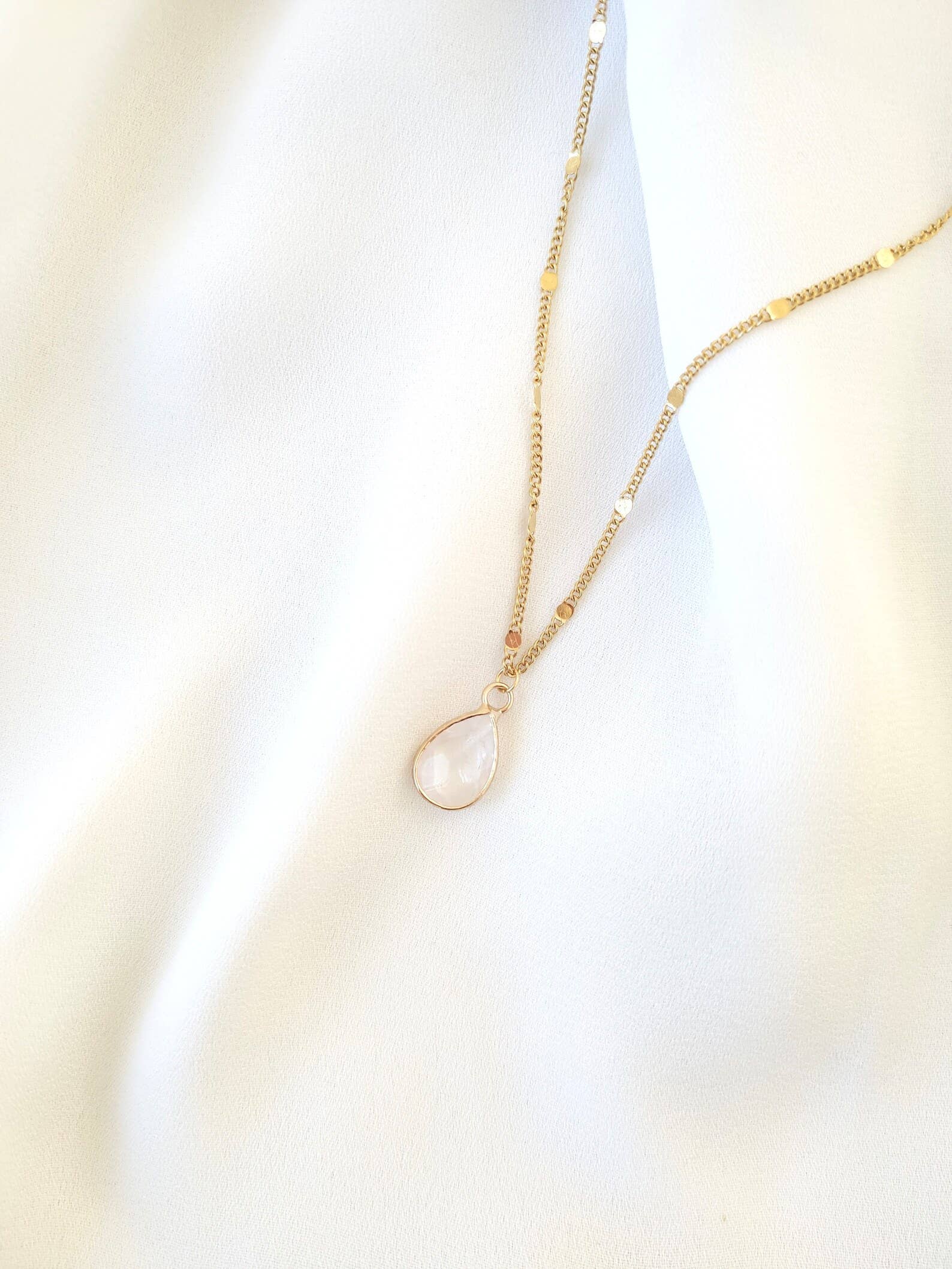 L'Atelier d'Artémis - Wholesale Halskettinghanger - HESTIA halsketting9