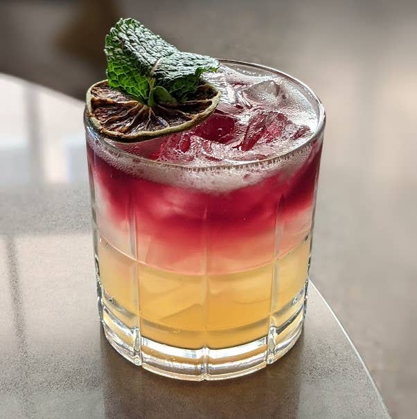 Convenient Cocktail Co. - Wholesale DIY Drink Kit - Dehydrated Lime Wheel Cocktail Garnishes - 20ct Bags3