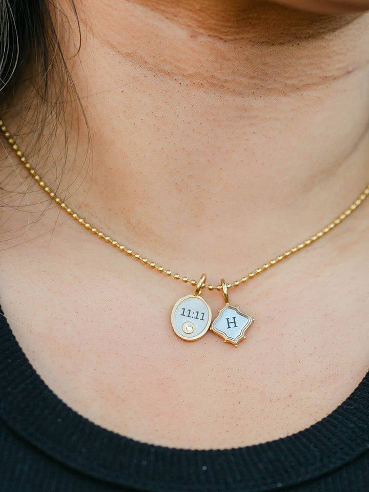 11:11 Charme pour la vente par AMD COLLECTIVE