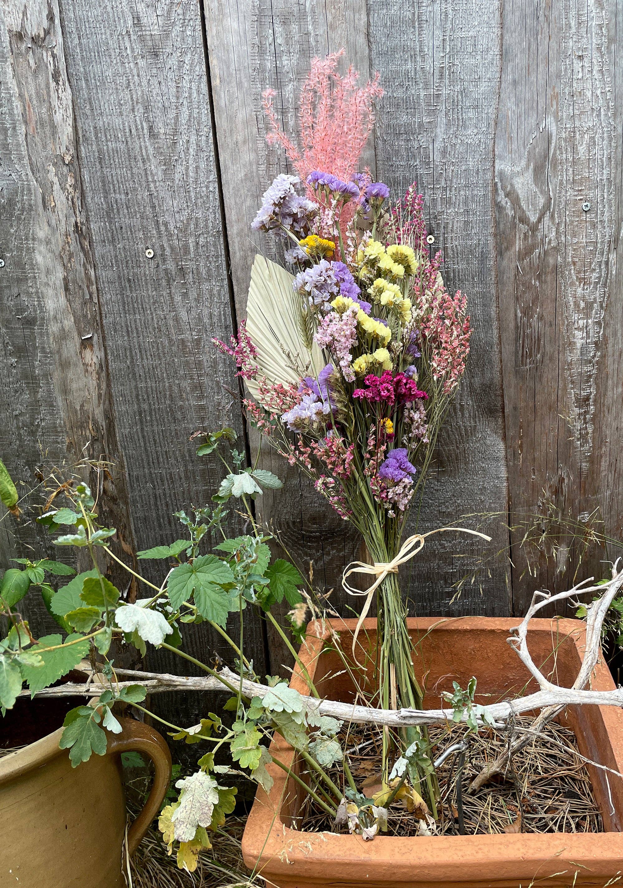 Kunstharz.Art - Wholesale Dried/Pressed Flowers - Dried flower bouquet rainbow colors - dried concept for decoration5