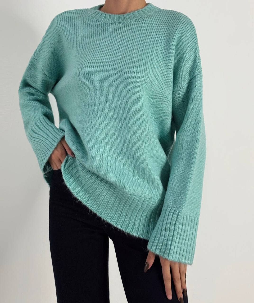 Anaz - Wholesale Knit Sweater - Women's - Oversized Crewneck Sweaters_ hem ribbing1