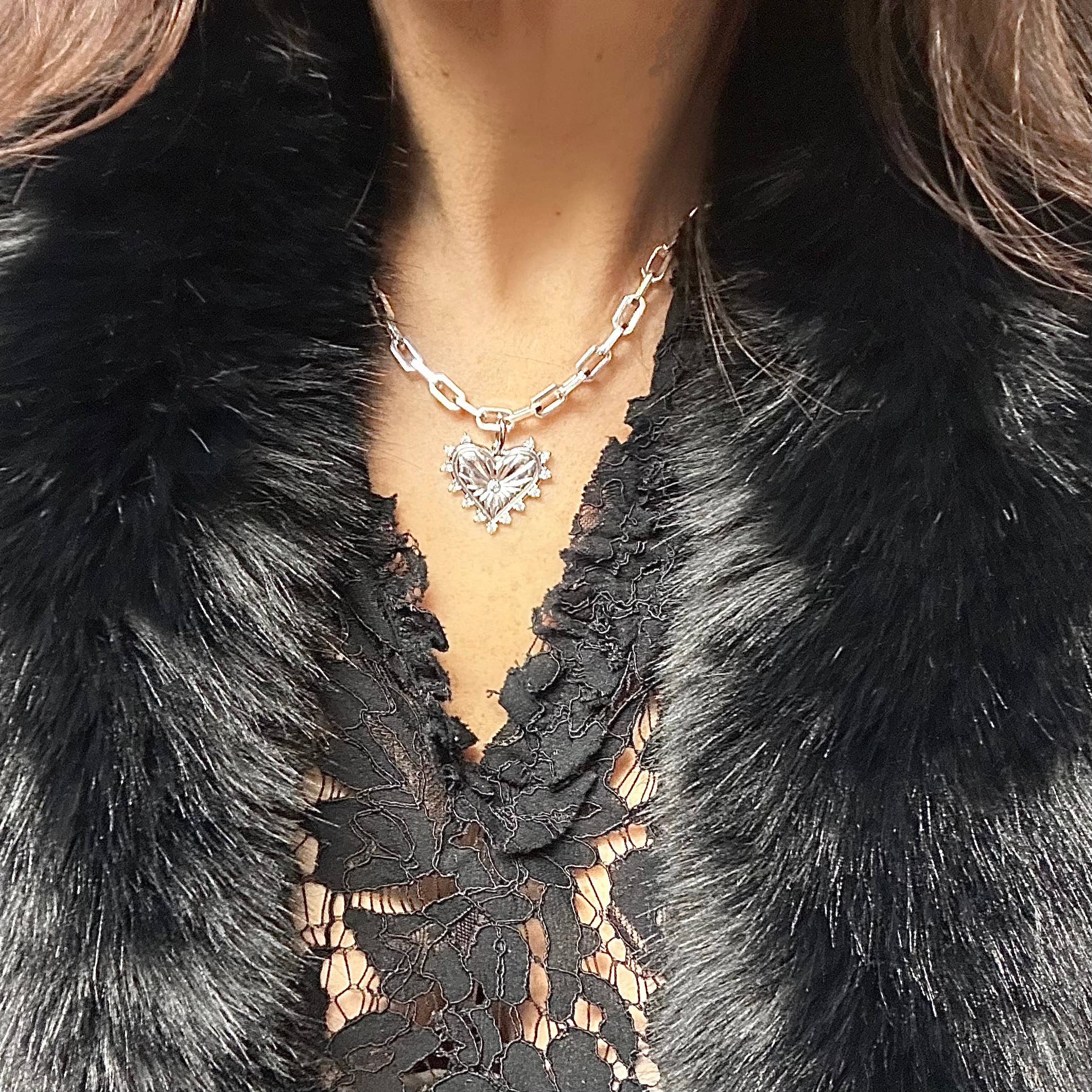 Love, Lisa – Engroshandel Halskæde med vedhæng – Sarah Must Have Hjerte Halskæde6