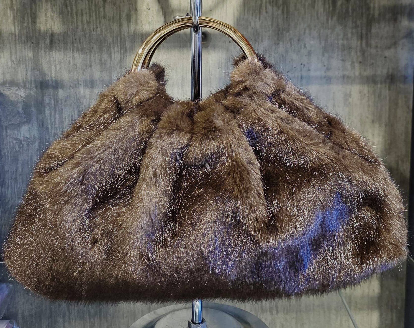 Oblige by G - Vente Sac à main avec poignée sur le dessus – femme - Sac à main avec anse en anneau en fausse fourrure 288232