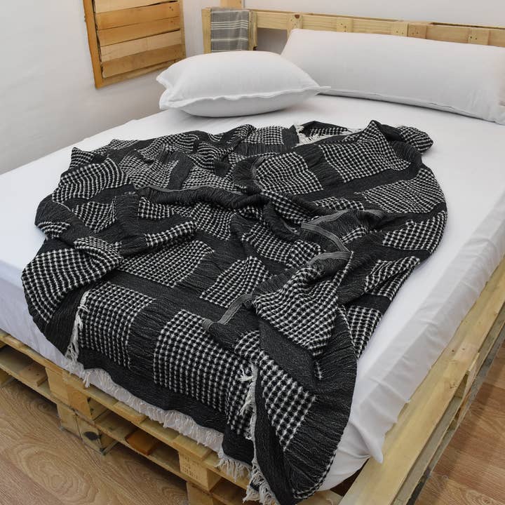 Coperte Turche NERE, Confort Accogliente per Qualsiasi Spazio per la vendita all'ingrosso da parte di Organic Turkish Towels