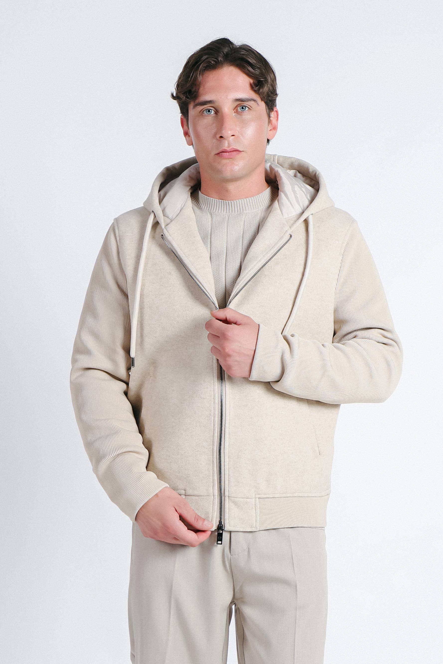 SONNY BONO - Vendita all'ingrosso Felpa - Uomo - GIUBBOTTO TAGLIO FELPA CON  MANICHE IN MAGLIA2