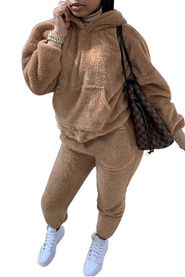 MB Fashion Wholesale - Vente Survêtement – femme - ENSEMBLES CHAUDS À CAPUCHE ET À CAPUCHE MB FASHION 1332R0