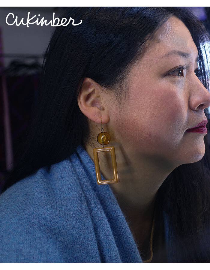 cukimber - Wholesale Dangle Earrings - The Neutrals - Daphne Earrings in Tan2