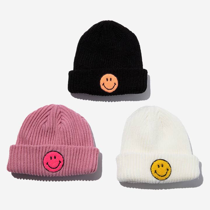 Smile Beanie – Mütze mit lachendem Smiley-Patch für den Großhandel von Petite Hailey
