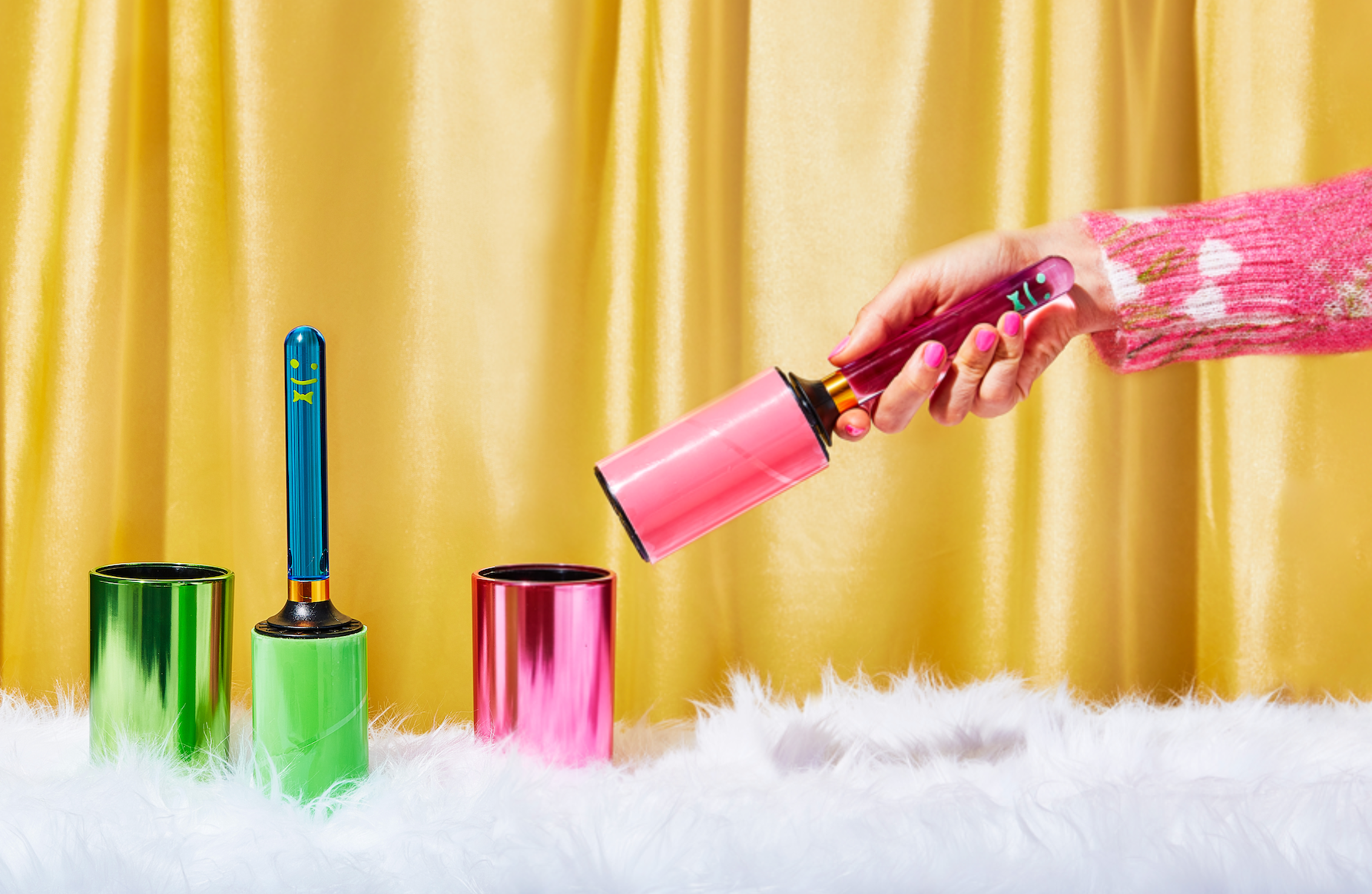 Staff – Engroshandel Fnugrulle – The Lint Roller - farverig fnugrulle med klæbrig gummidele2