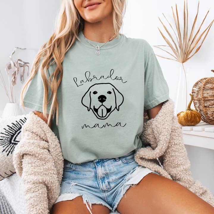 Verita Culture - Wholesale Screen Printed T-Shirt - Women's - Labrador Retriever Dog Mom Comfort Colors T Shirt (Copy)5