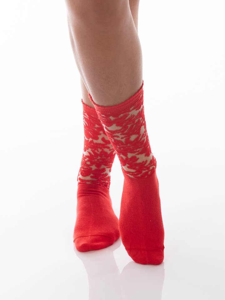 FLORA 1.0 - lipstick red for wholesale by DAILYSOCKS