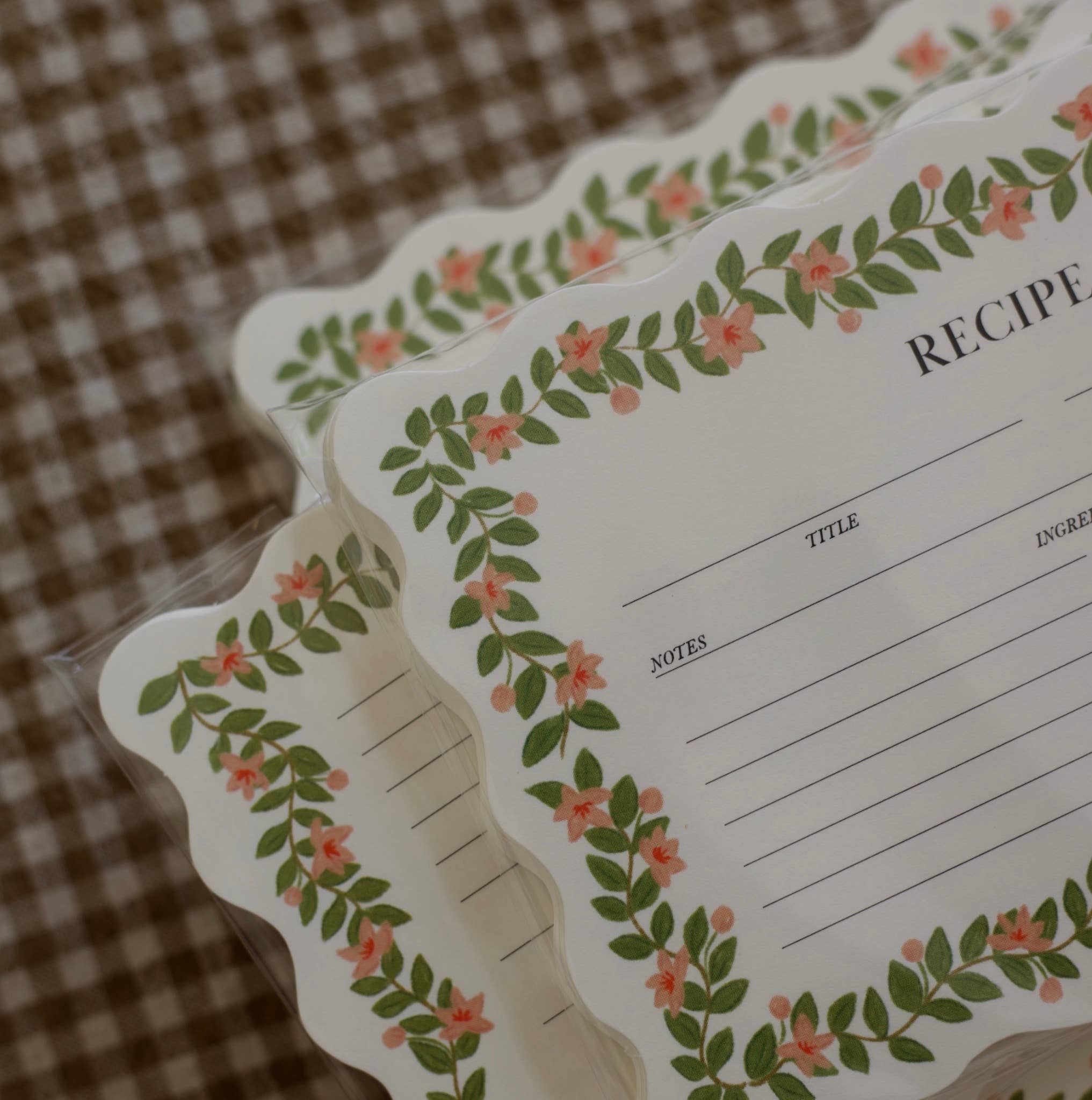 Olive and Lu Paper - Wholesale Recipe Card - Scalloped Floral Recipe Cards 1
