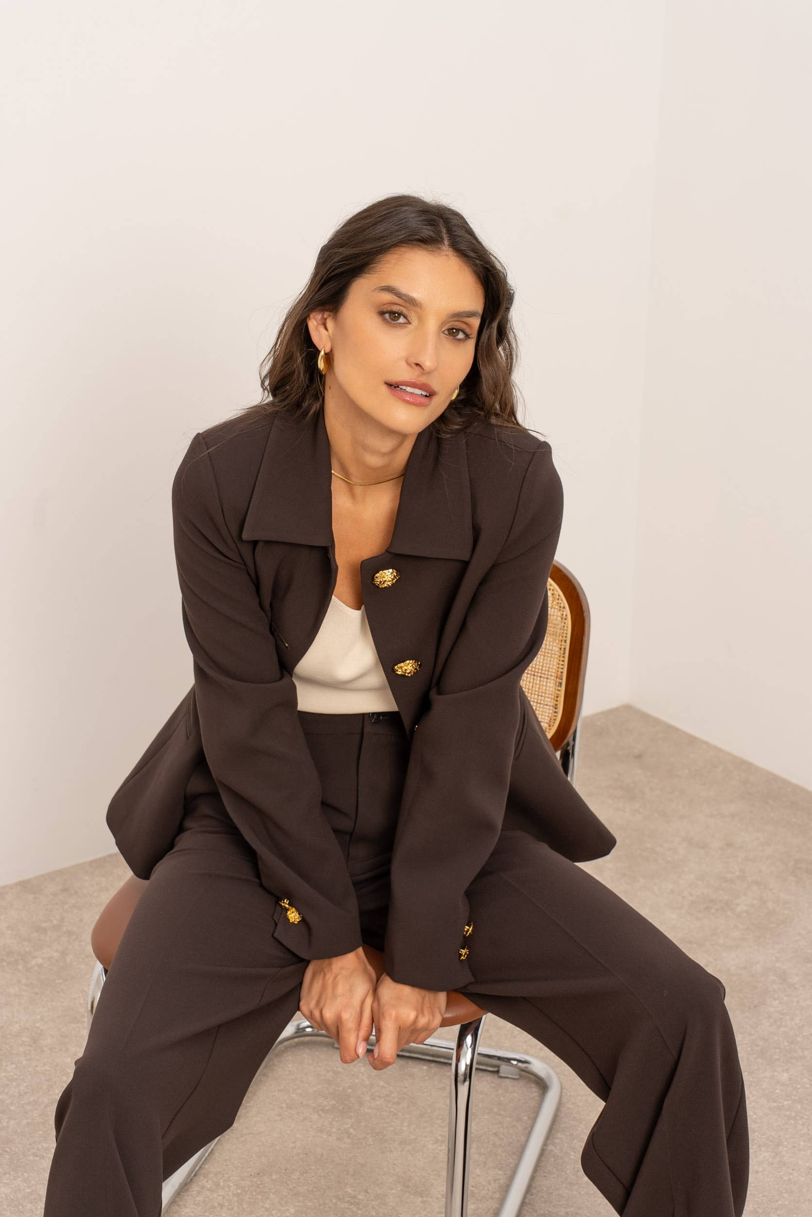 Attentif Paris - Wholesale Jacket - Women's - [Aura] Fitted jacket with shirt collar and gold buttons26