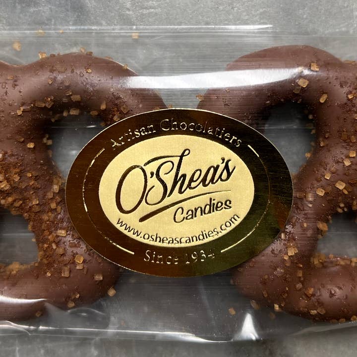 O'Shea's Candies Sweet Shop - Wholesale Pretzels - 2PK NEW Cinnamon Sugar Milk Choc. Pennsylvania Pretzels 🥨1