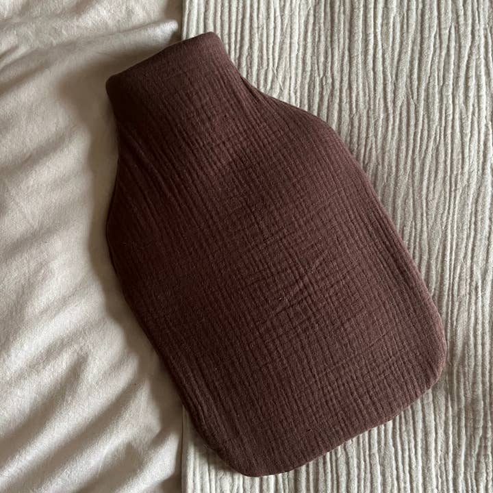Orla & Fern – wholesale Hot/cold compress – Quilted hot water bottle - Mocha double gauze1