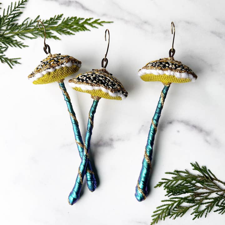 Decorazione glitterata a forma di fungo, colore: Chartreuse & Teal per la vendita all'ingrosso da parte di Ophilya Handmade