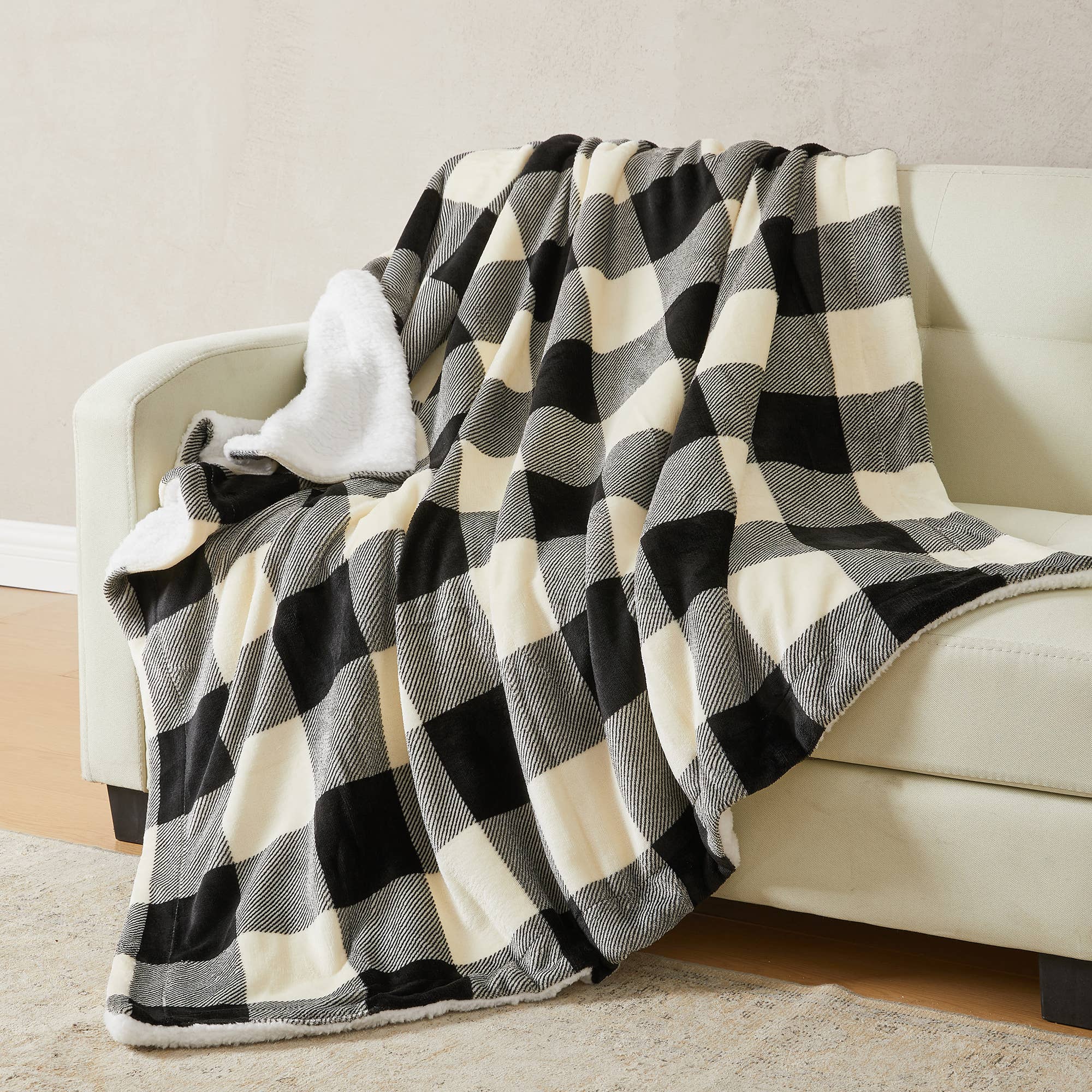 BH Collective - Wholesale Bedding Blanket - Bed Blanket - Velvet Plush & Sherpa Reverse - Kinsley43