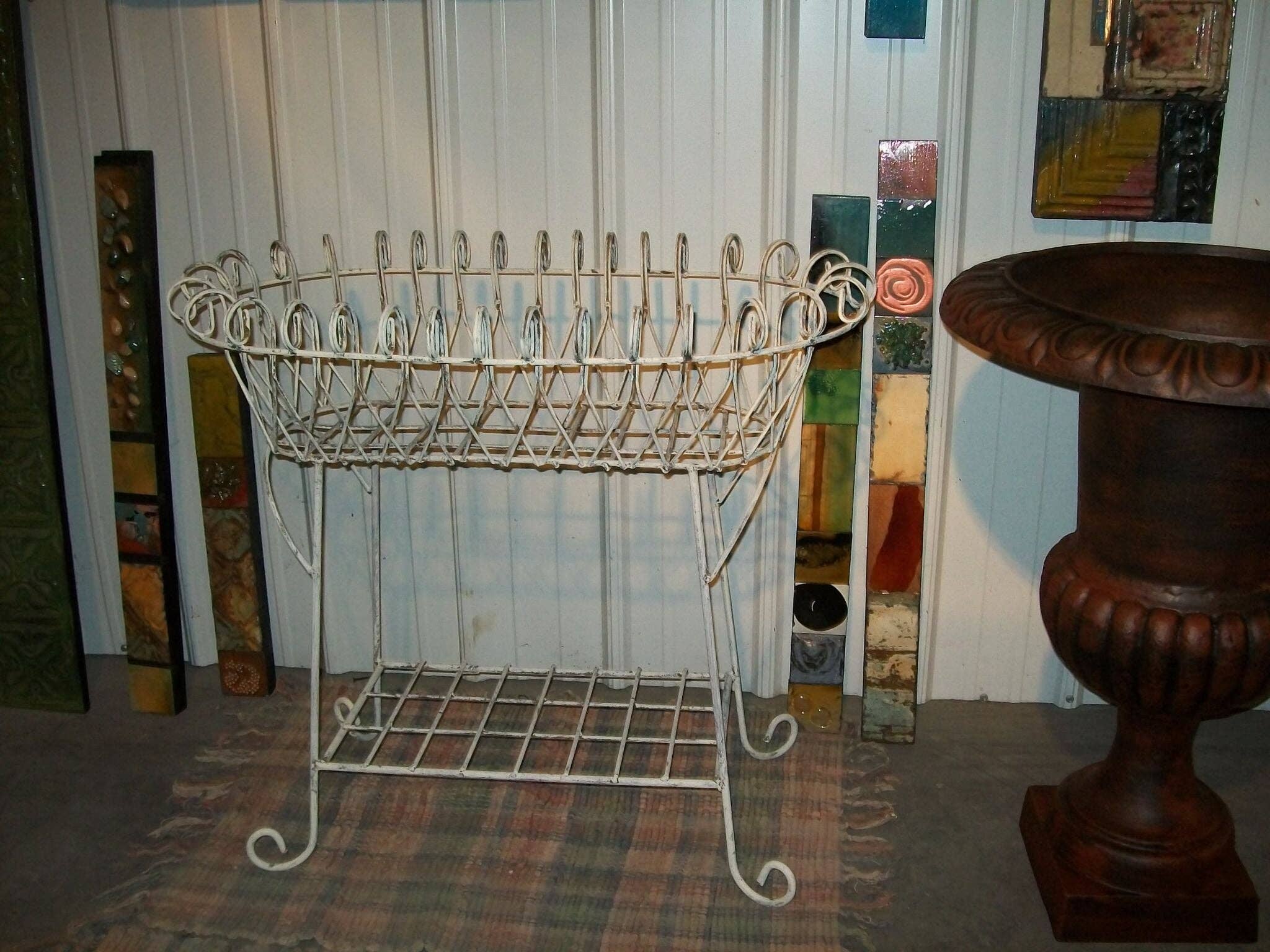 Garden Iron And More - Wholesale Outdoor Ornament/Decor - Deep Basket Fern Stand - Clear Coat Finish1