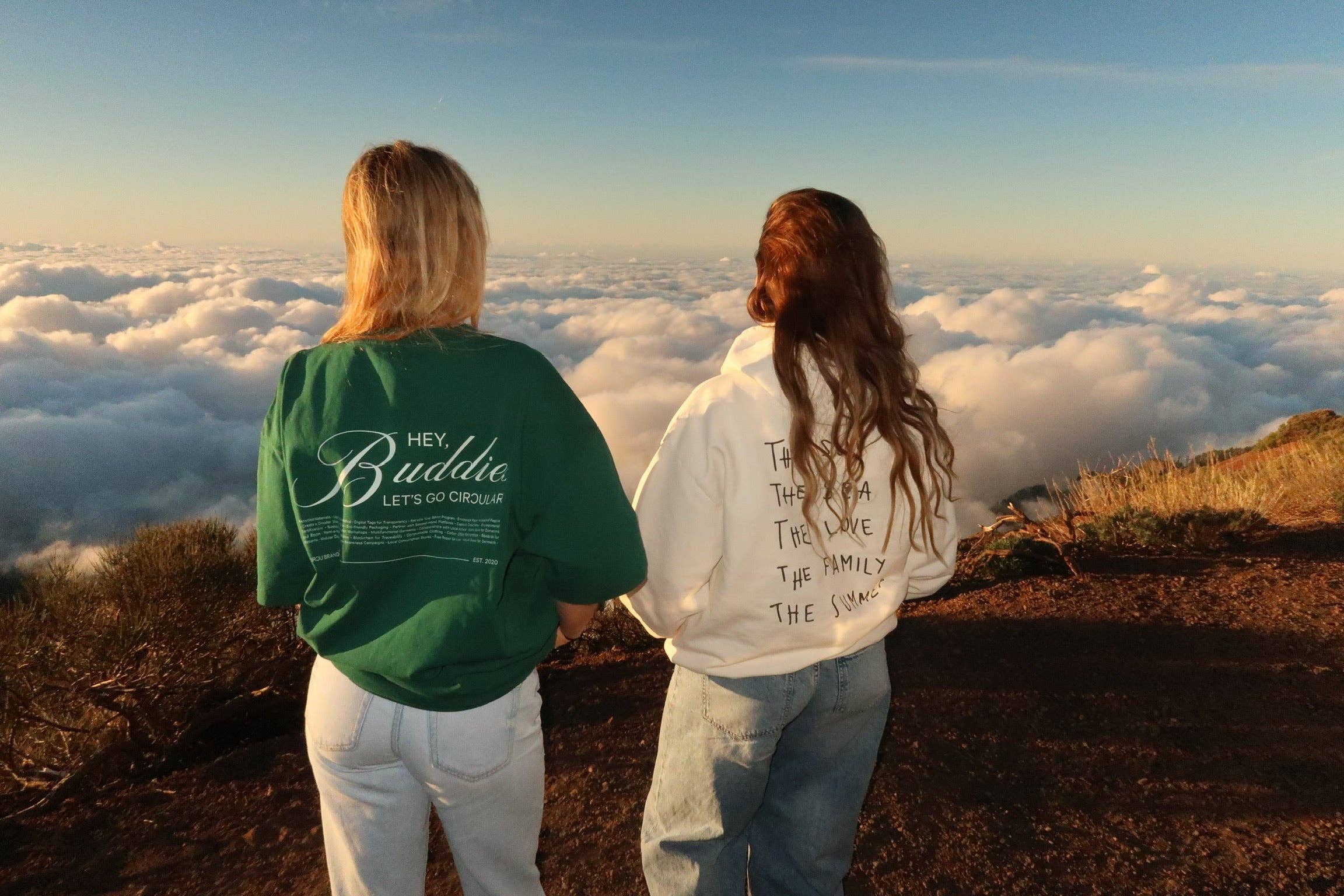 CIRCU - Wholesale Hoodie - Women's - SAND SWEATSHIRT3