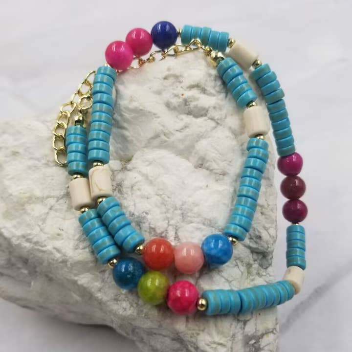 Collana con perline turchesi fatta a mano per la vendita all'ingrosso da parte di The Pretty Jewellery