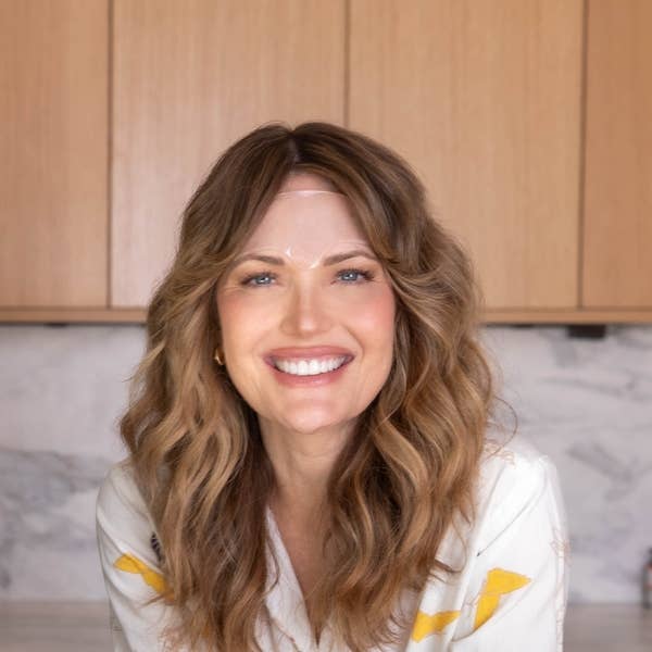 Volition Beauty - Wholesale Skincare Face Mask - Resting Beauty Face™ Reusable Silicone Forehead Patches1