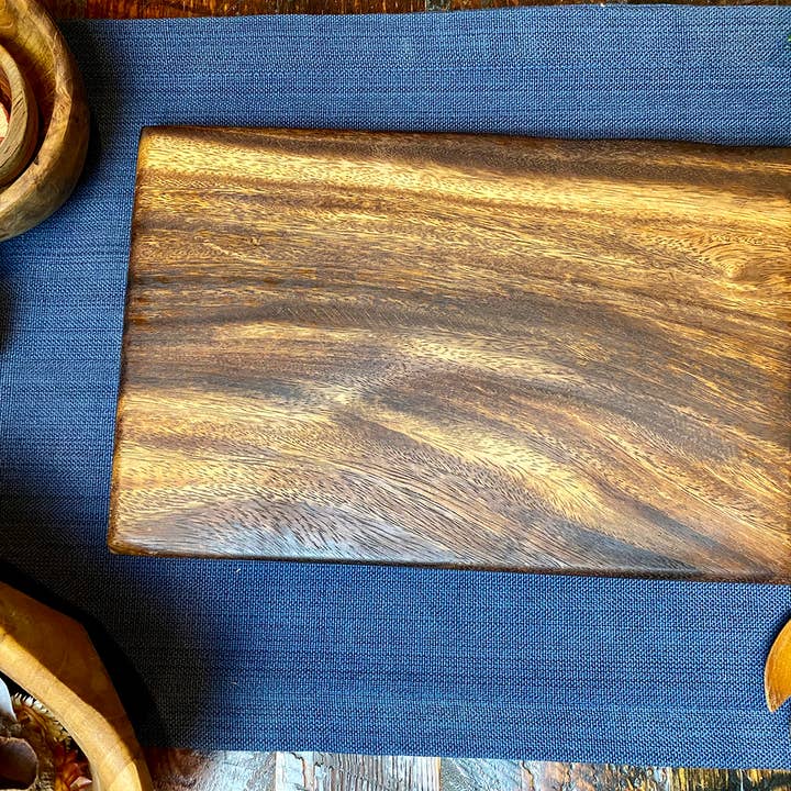 Tuckahoe Hardwoods - Wholesale Cutting Board - Premium, All Dark Grain, Small Square End Cutting Board