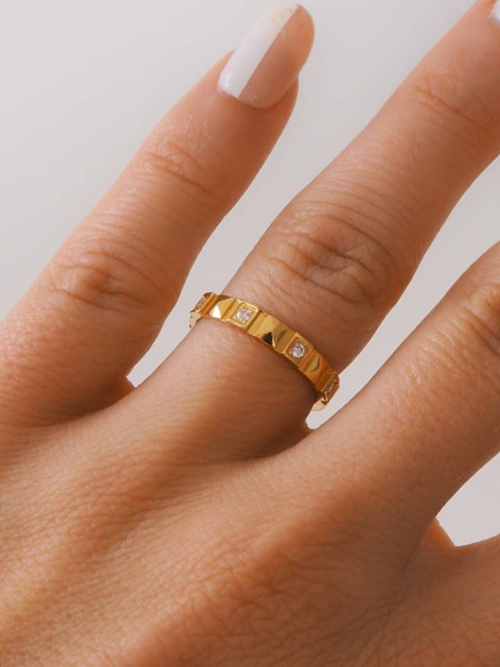 Nova-ring voor wholesale door JacqMaria Jewelry