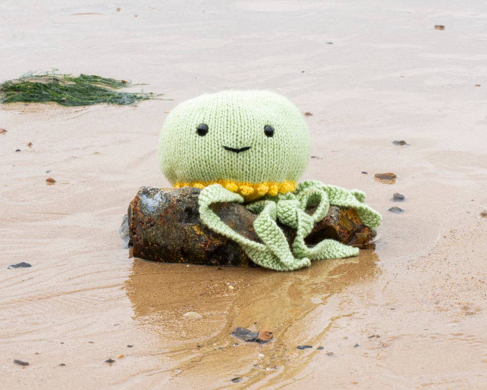 Sincerely Louise - Wholesale Knitting/Crochet Supplies - Beside The Seaside - Knitting Pattern Booklet13