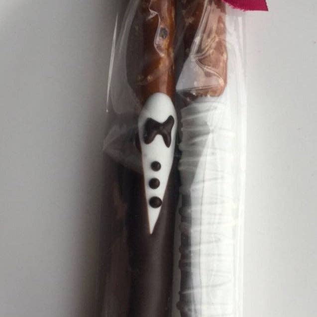 Chocolates Unlimited by Denise - Wholesale Chocolate Covered Sweets - Bride & Groom Chocolate Covered Pretzels Pretzels (Set of 2)6