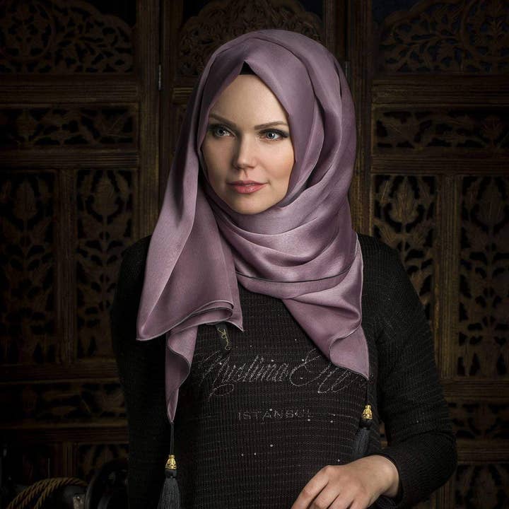 MW Hijab with Tassels Color: Trend Vizon for wholesale on Faire0