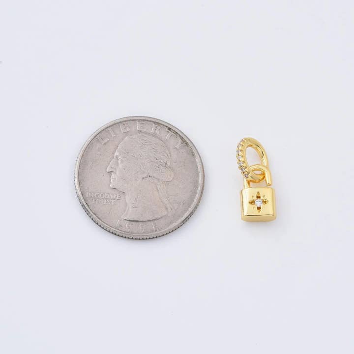 Beads Creation – Großhandel Individueller Charm/Anhänger – Vorhängeschloss-Anhänger Gold gefüllt CZ Zierliches Schloss-Anhänger CP13632