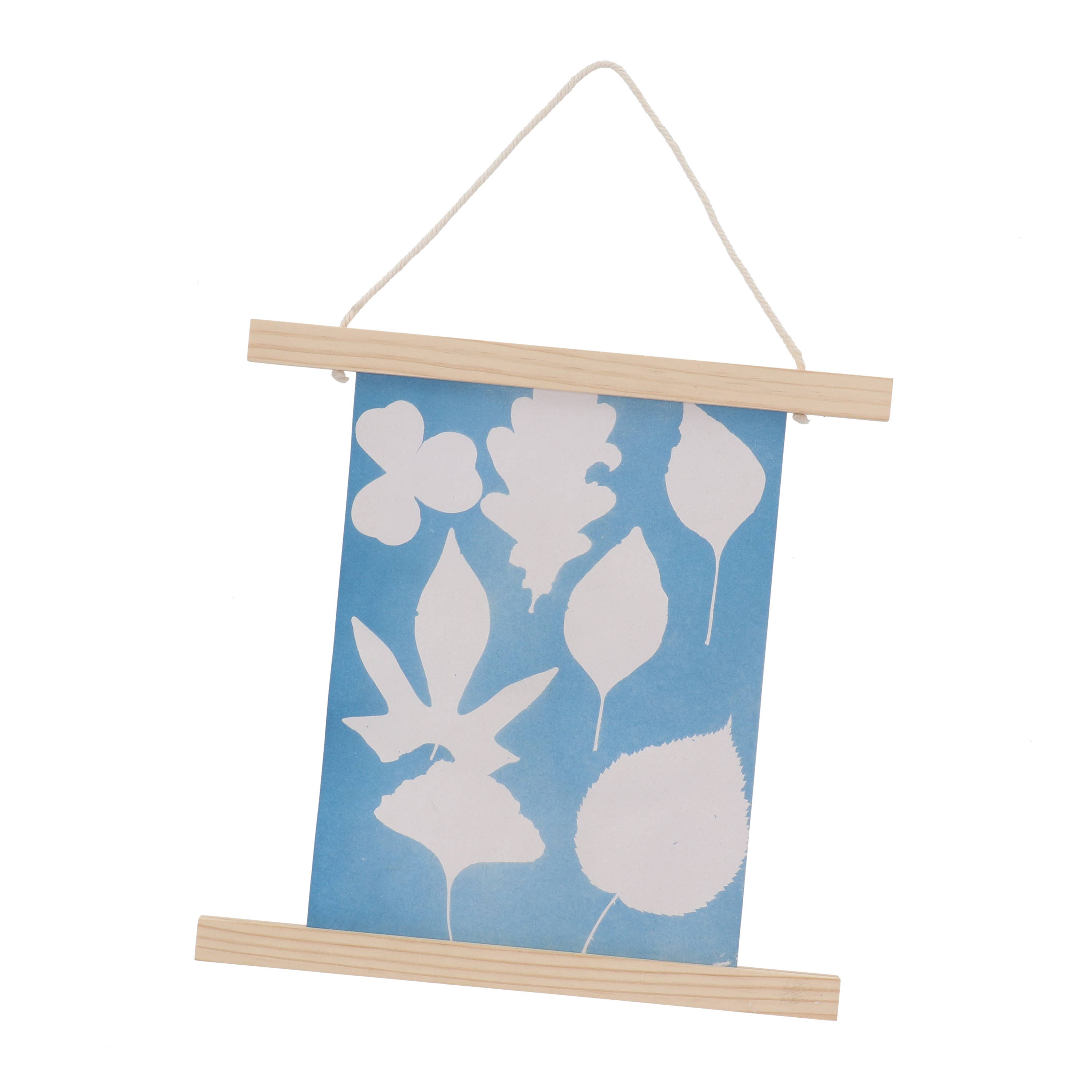 Esschert Design USA - Wholesale Picture Frame - Poster Clip, Wood - Small1