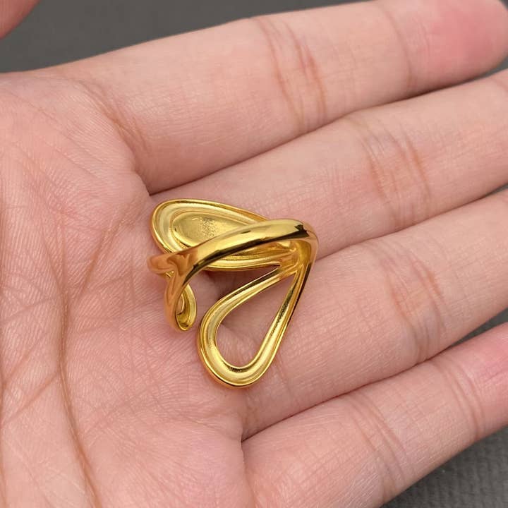 Mio Queena - Wholesale Cocktail/Statement Ring - Enamel Leopard Print 18K Gold Plated SS Adjustable Ring -FGS2