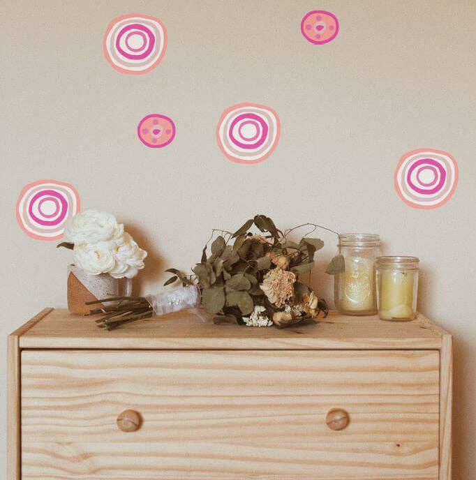 Croki Designs - Wholesale Wall Decal/Stickers - Decorative Sticker Bolas4